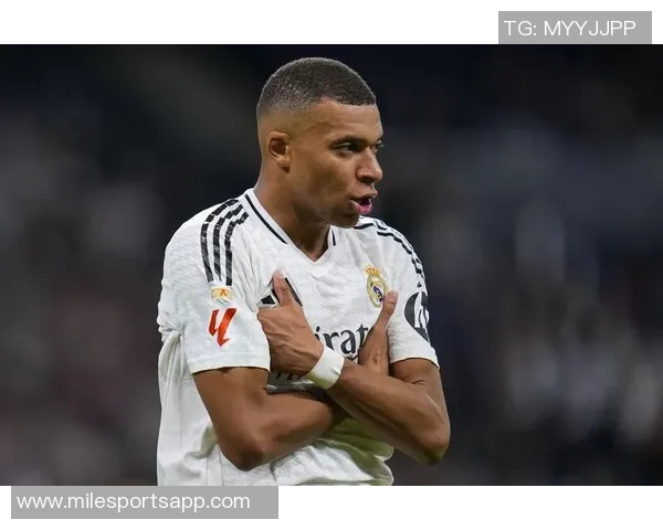 维尼修斯本赛季进球乏力遭遇12场球荒仅打入5球紧随姆巴佩之后 维尼修斯本赛季进球乏力遭遇12场球荒仅打入5球紧随姆巴佩之后