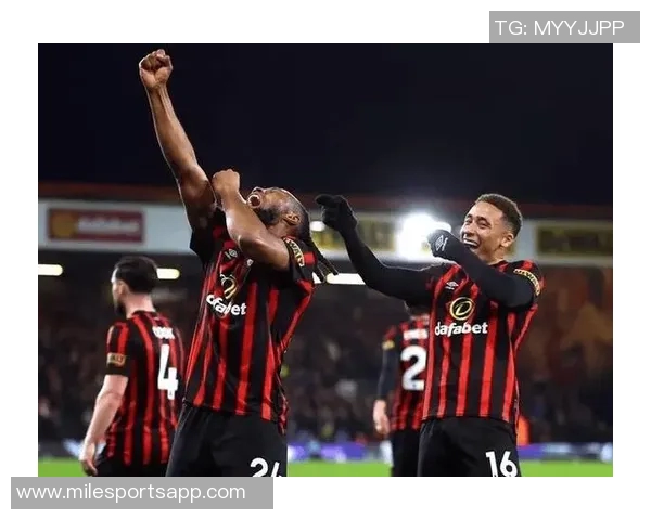 英超焦点战：农场主力争胜樱桃军团全力以赴